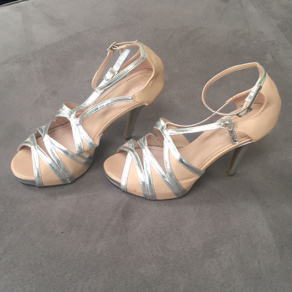 ShoeDazzle heels